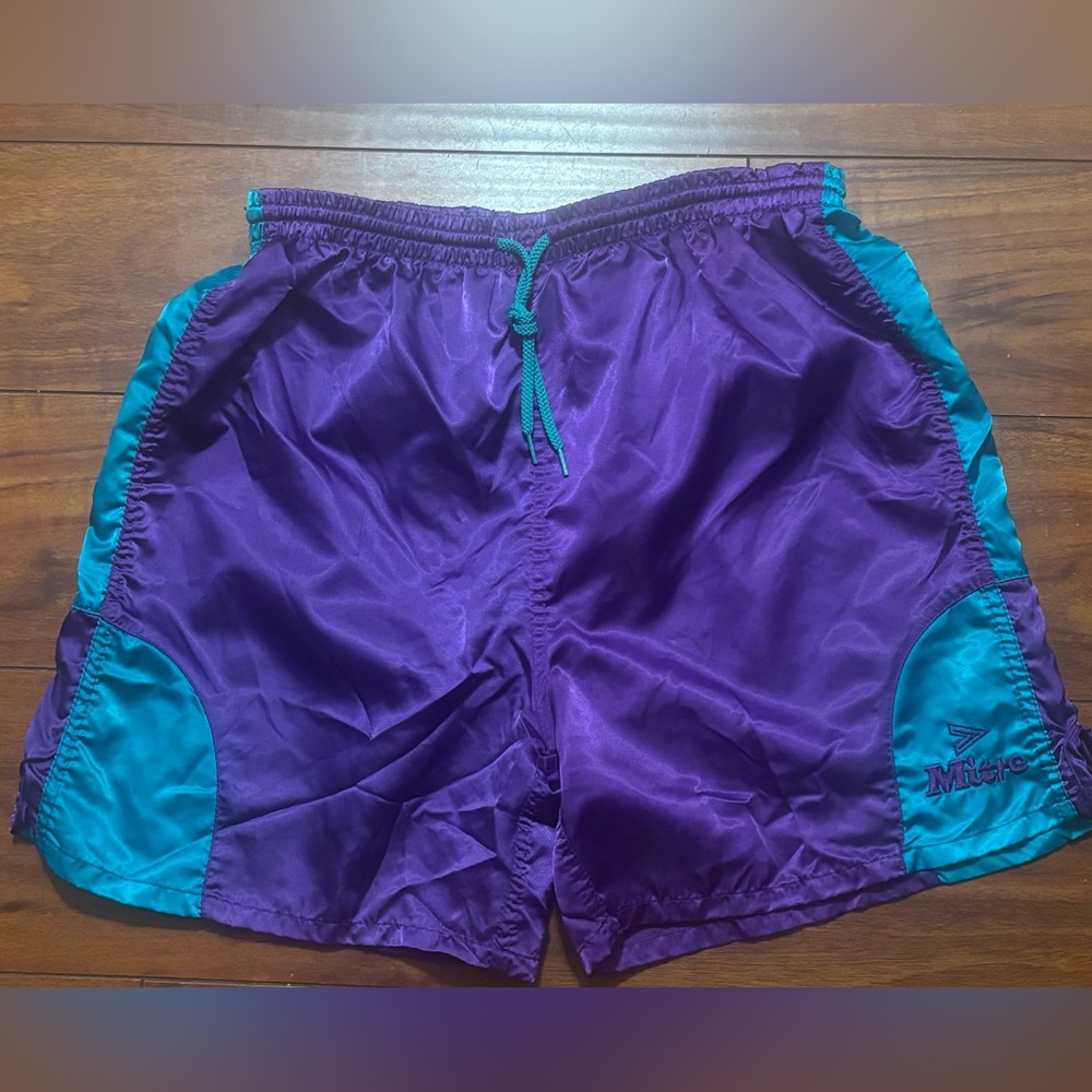 Men’s Mitre Vintage nylon shorts Purple/ Teal
90’s